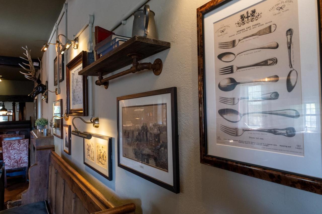 Kings Arms Hotel Bradford-On-Avon Buitenkant foto
