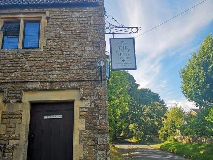 Kings Arms Hotel Bradford-On-Avon Buitenkant foto